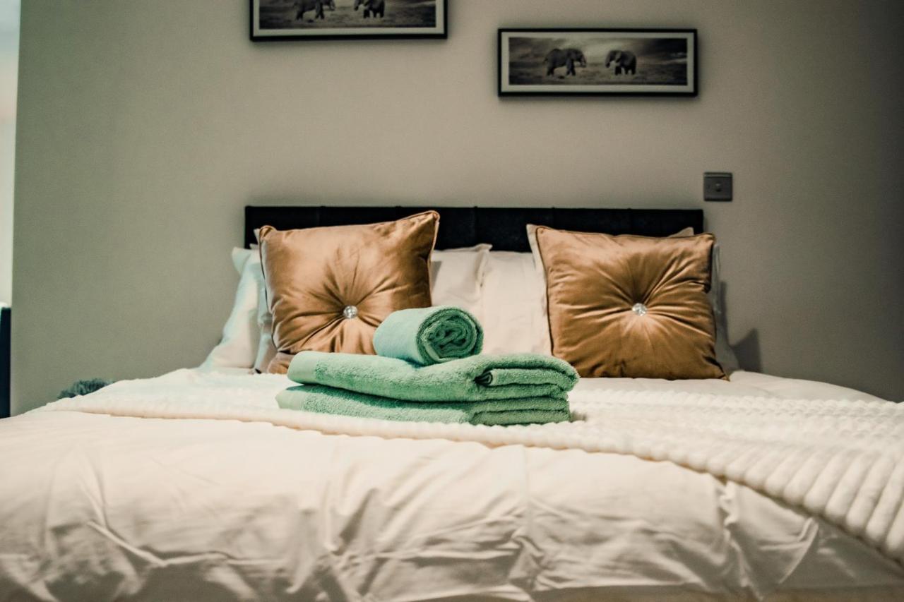 Bv Cosy Basement Apartment At Conditioning House Bradford  Dış mekan fotoğraf