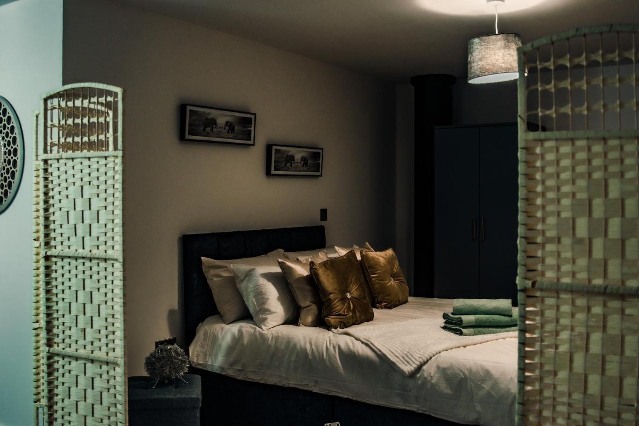 Bv Cosy Basement Apartment At Conditioning House Bradford  Dış mekan fotoğraf